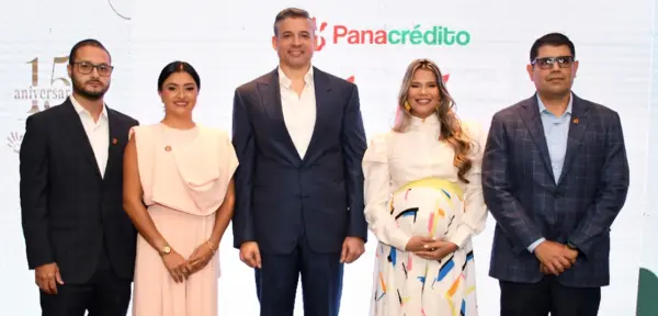 Julián Duque, Catherine López Garzón, Víctor O. Pacheco M., Eva Reynoso y Pablo Marín.