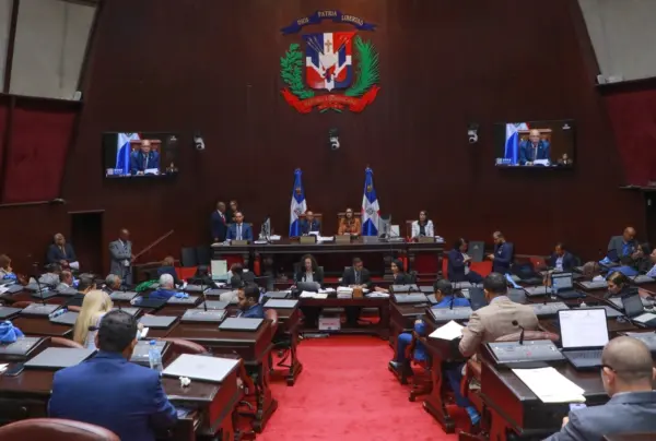 Legisladores entienden que las paralizaciones  de docencia perjudican a los estudiantes.