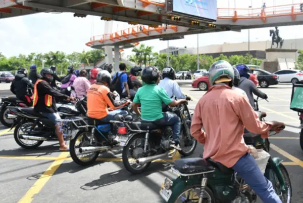 La motocicleta se ha convertido en el medio de transporte más utilizado en el país.
