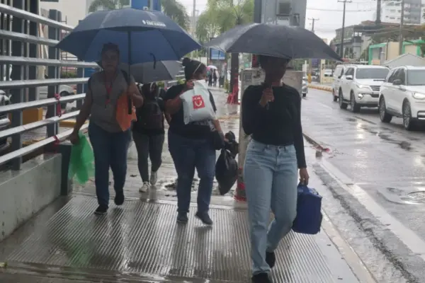 Onda tropical por remanentes de Dolly traerá fuertes lluvias este lunes.