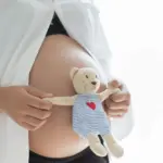Mujeres dominicanas postergan la maternidad y cambia el patrón de fecundidad en el país