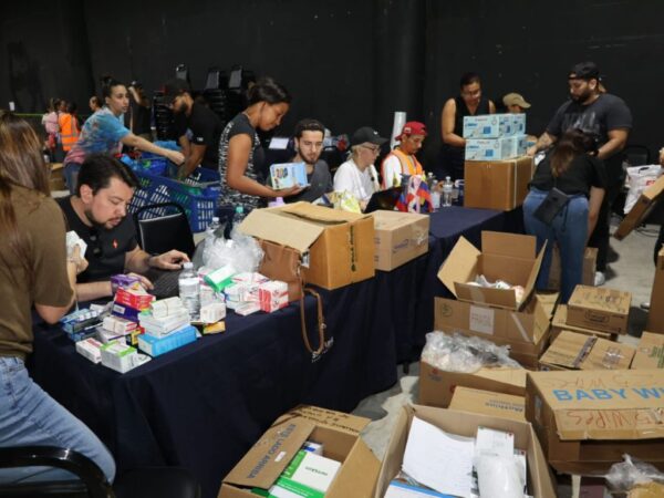 Ayuda-Venezuela-Terremoto-centro de acopio