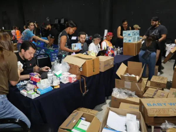Ayuda-Venezuela-Terremoto-centro de acopio