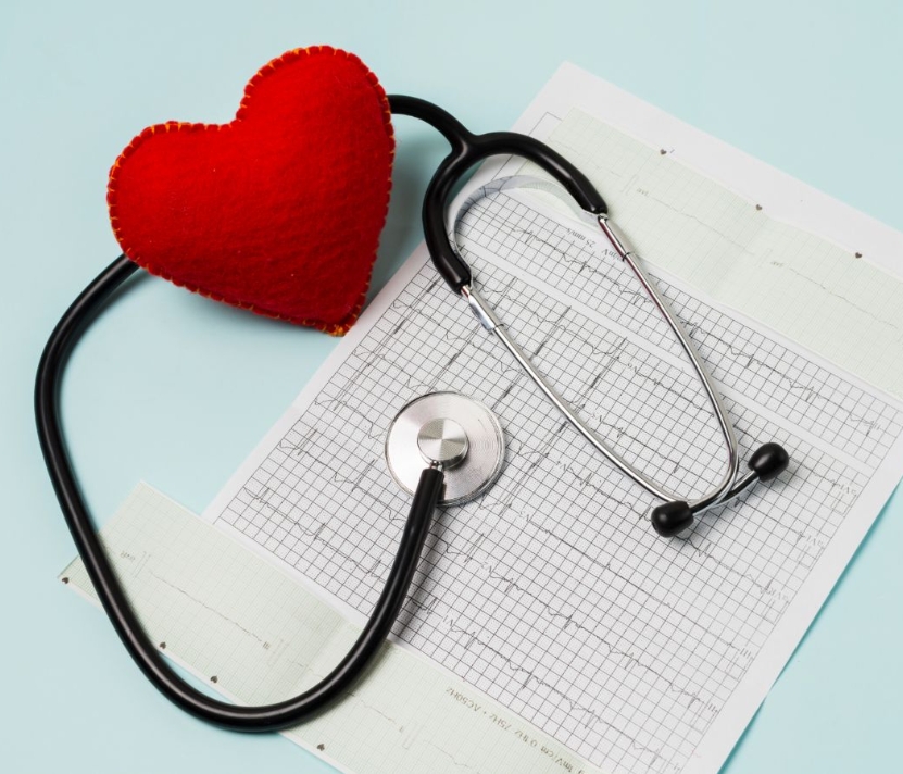 El médico internista y su rol para una vida adulta plena