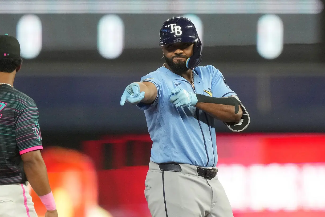 Junior Caminero y Vladimir Guerrero Jr., únicos dominicanos en dominar sus posiciones el primer boletín al Juego de Estrellas