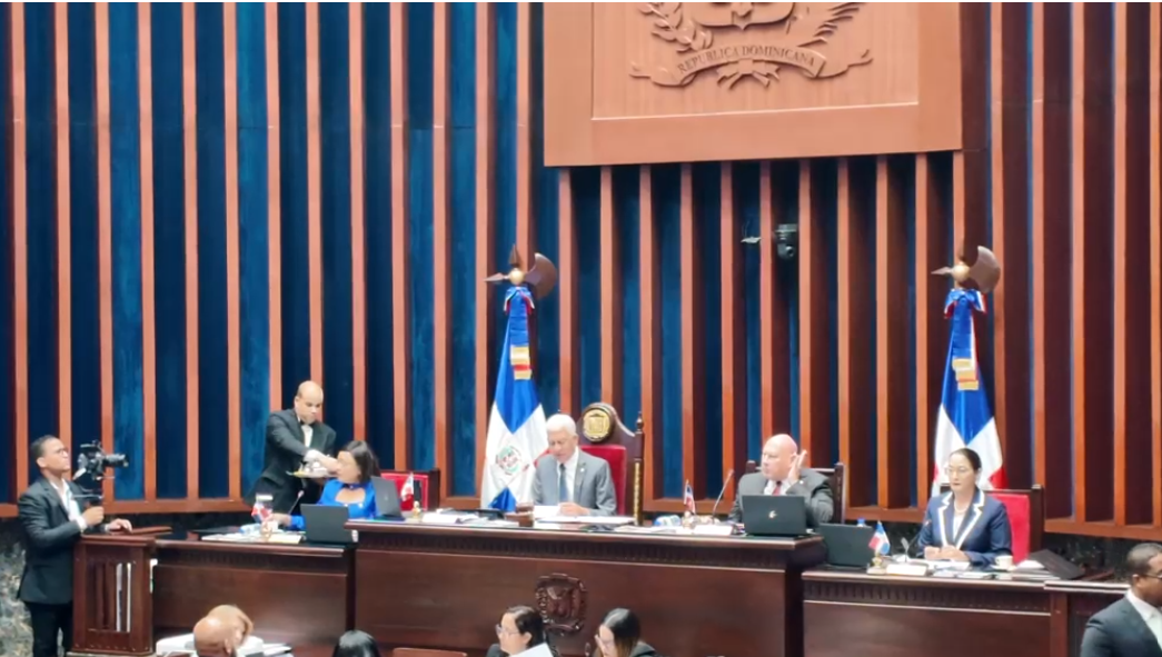 Comisión bicameral estudiará medidas para mitigar crisis internacional