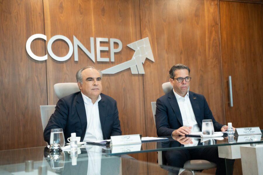 Celso J. Marranzini, presidente del CONEP, y Cesar Dargam, vicepresidene ejecutivo (1)