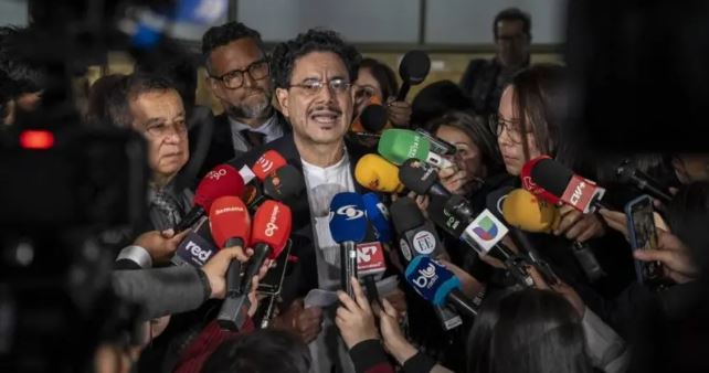 En qué se parecen y en qué se diferencian la izquierda de Iván Cepeda y la de Gustavo Petro en Colombia