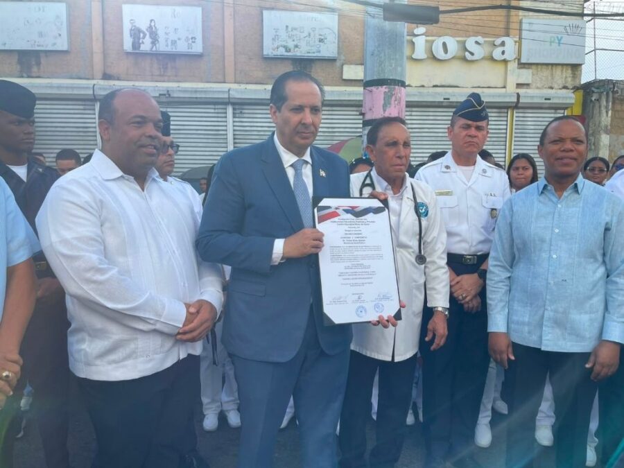 Cruz Jiminián -Ministro de Salud
