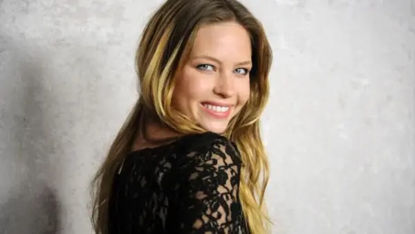 Daveigh Chase0