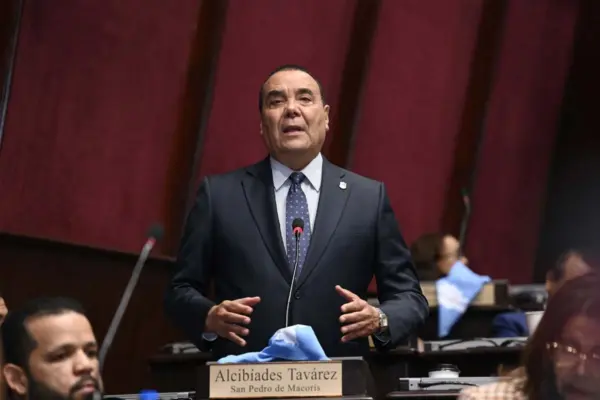 Diputado-Alcibiades-Tavarez