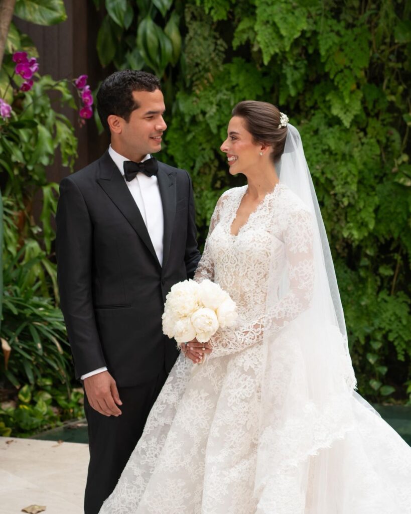 Omar Fernández y Alexia Rubio formalizan su matrimonio por la Iglesia
