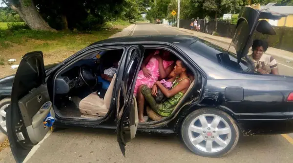 Interceptan vehículo con 14 haitianos indocumentados en  Monte Cristi