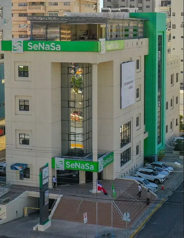Fachada del Seguro Nacional de Salud (Senasa).