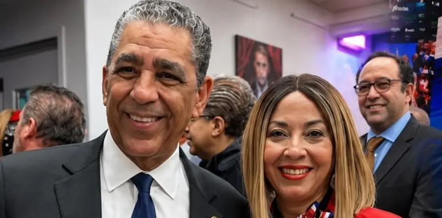 Elida Almonte junto a Antonio Espaillat