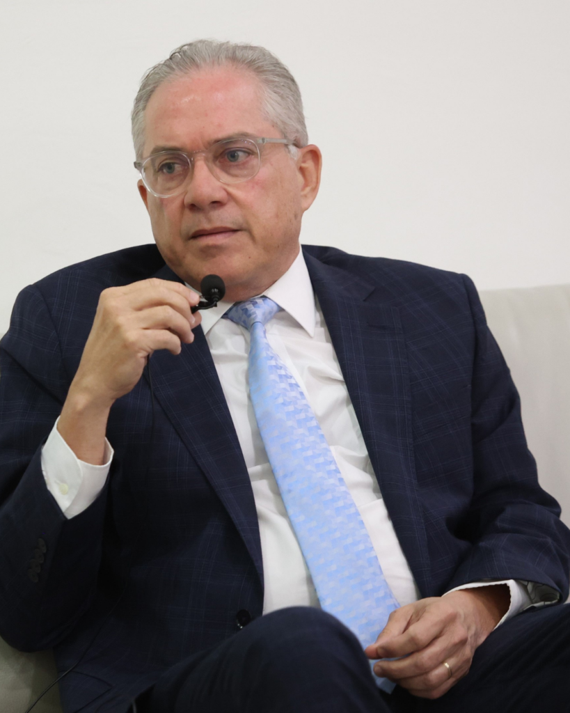 Empresariado insiste en revisar reforma laboral y niega plan para eliminar cesantía