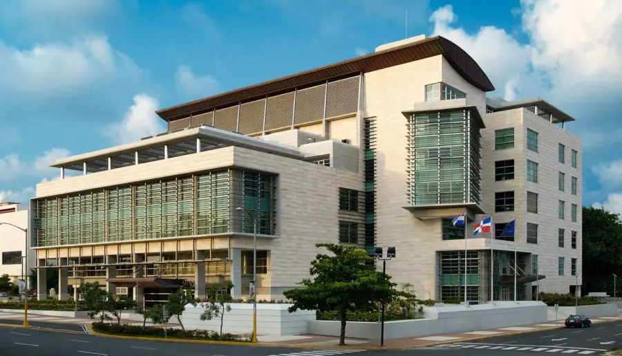 Fachada_Edificio_Procuraduria_PGR02