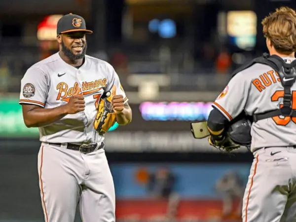Félix-Bautista-mlb