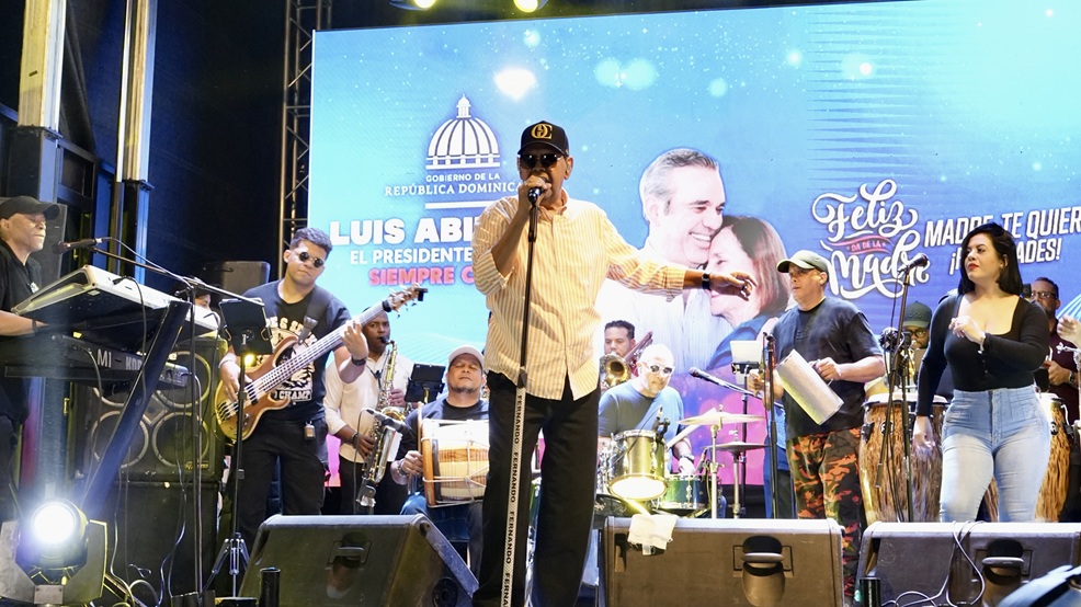 Anfiteatro La Gaviota de Ciudad Juan Bosch reabre con un concierto multitudinario