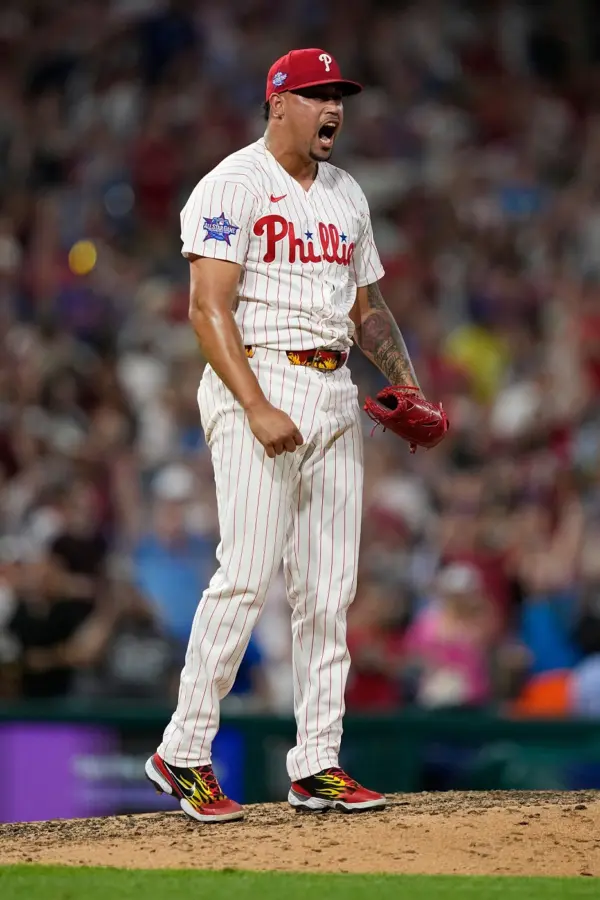 Padres Phillies Baseball