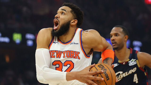 Towns y la “mano derecha de Dios”: la jugada que acerca a los Knicks al título
