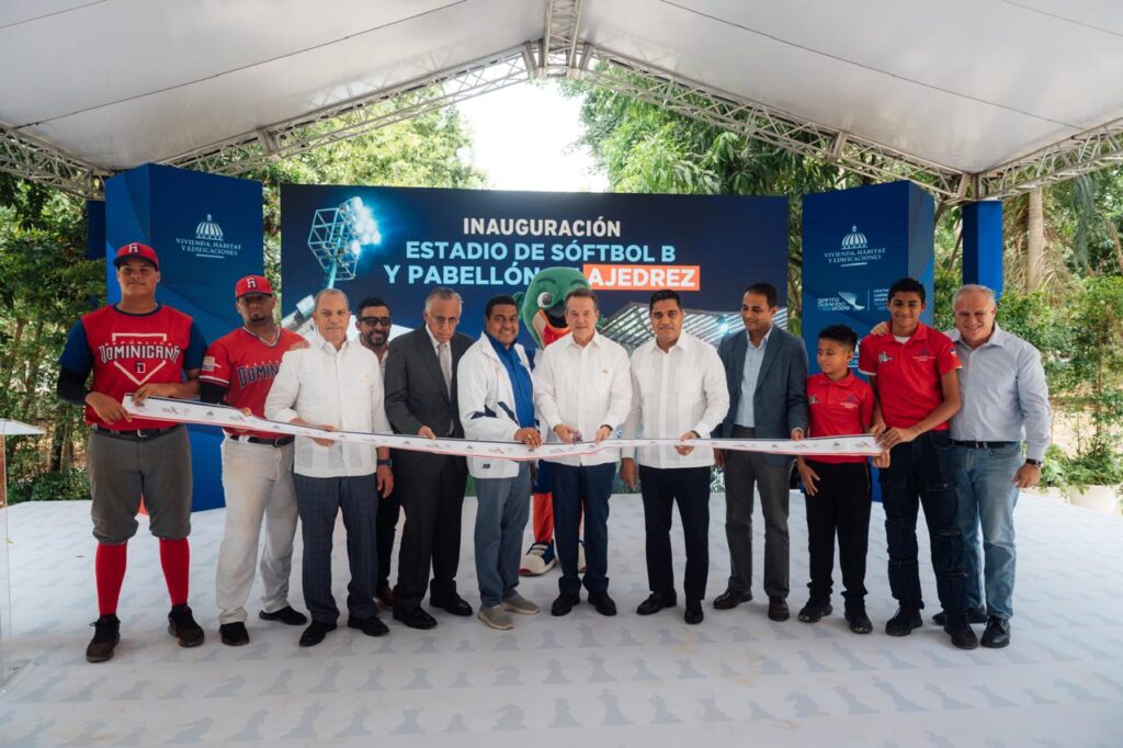 MIVHED entrega pabellón de ajedrez y estadio de sóftbol listos para los Juegos Santo Domingo 2026
