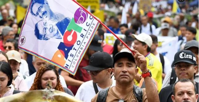 En qué se parecen y en qué se diferencian la izquierda de Iván Cepeda y la de Gustavo Petro en Colombia