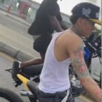 Onguito Wa captado en video junto a motoristas que realizaban manejo temerario en el puente de la 17