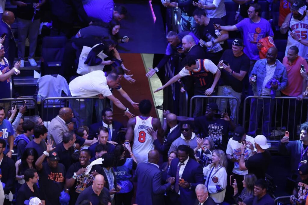 Towns y la “mano derecha de Dios”: la jugada que acerca a los Knicks al título