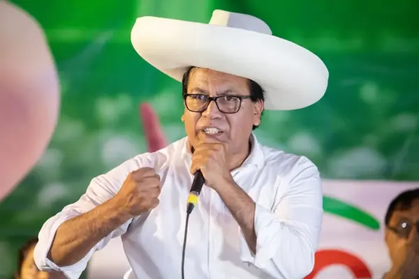 Fotografía de archivo del candidato presidencial peruano del partido izquierdista Juntos por el Perú, Roberto Sánchez. EFE