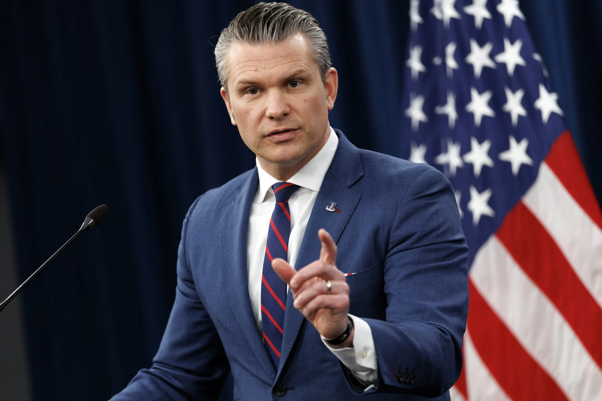 Hegseth confía en que EE.UU. e Irán llegarán a un acuerdo pese ataque de Israel al Líbano