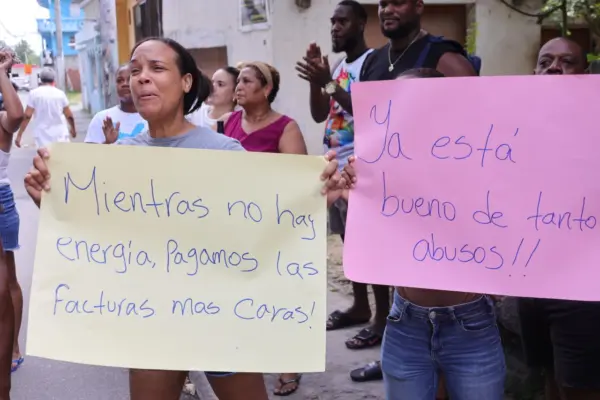 Residentes de Sabana Perdida