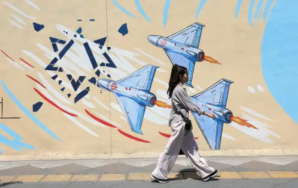 Un mural antiisraelí en una calle de Teherán.