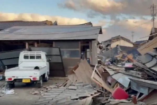 Terremoto-y-tsunami-en-Japon-620×413