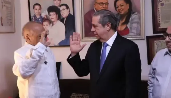 exdiputado en el exterior José Fernández junto a Francisco Javier García