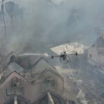 Incendio en hotel Viva Dominicus: Bomberos continúan labores para sofocar las llamas