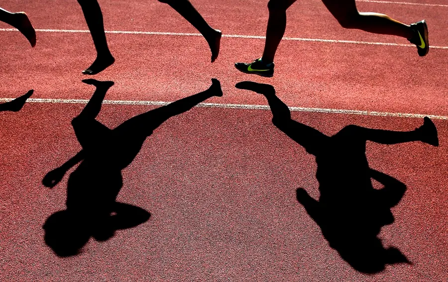 El Supremo de EEUU mantiene las leyes que prohíben a atletas trans competir en equipos femeninos