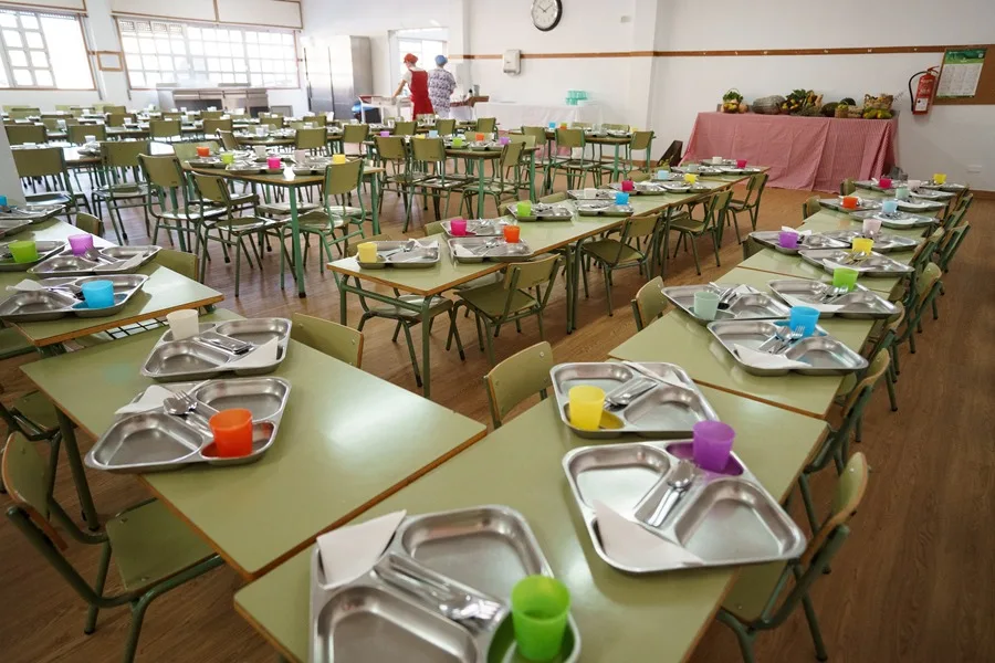 El consumo de bebidas azucaradas en la niñez eleva el riesgo de hipertensión en adultos