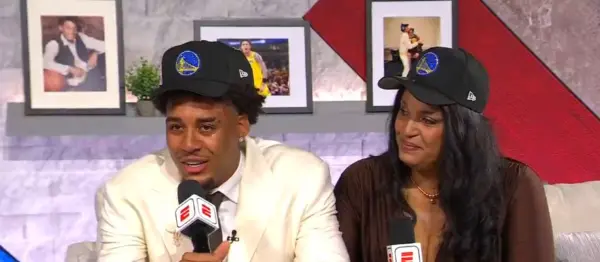 Yissel Raposo y Yaxel Lendeborg durante una entrevista televisiva posteriro al draft de la NBA 2026. Fuente externa.