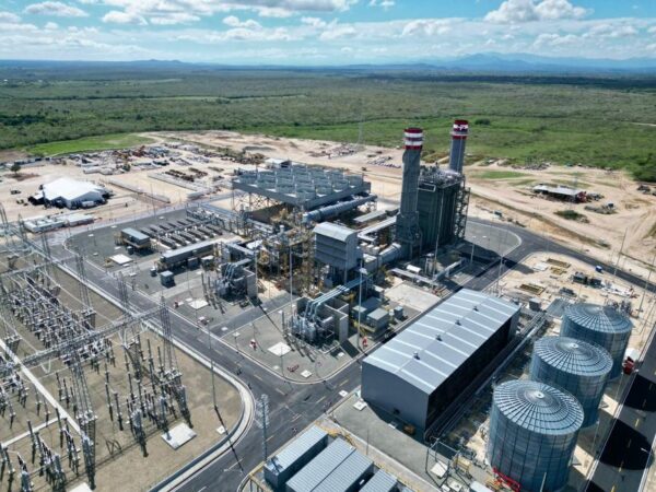 El ministro de Energía y Minas, Joel Santos, informó que la demanda eléctrica máxima del SENI alcanzó un récord histórico de 4,077.97 MW.