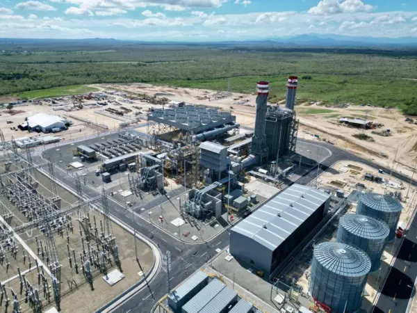 El ministro de Energía y Minas, Joel Santos, informó que la demanda eléctrica máxima del SENI alcanzó un récord histórico de 4,077.97 MW.