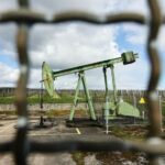 El brent cae el 1 % y vuelve a los 72 dólares, a la espera de la reunión entre EEUU e Irán