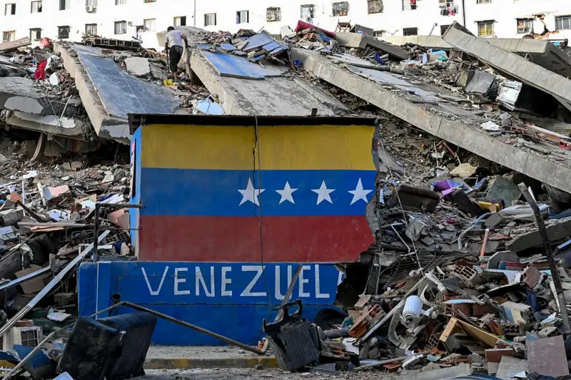 Conmovedora historia del bebé de 18 días y su madre rescatados después de más de 24 horas bajo los escombros en Venezuela