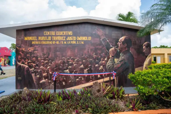 Mural Movimiento revolucionario 14 de junio