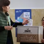Comienza el conteo de la segunda vuelta de las presidenciales en Perú: encuestas a boca de urna muestran empate técnico entre Fujimori y Sánchez