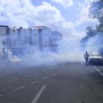 Policía dispersa con bombas lacrimógenas marcha de agropecuarios hacia el Palacio Nacional