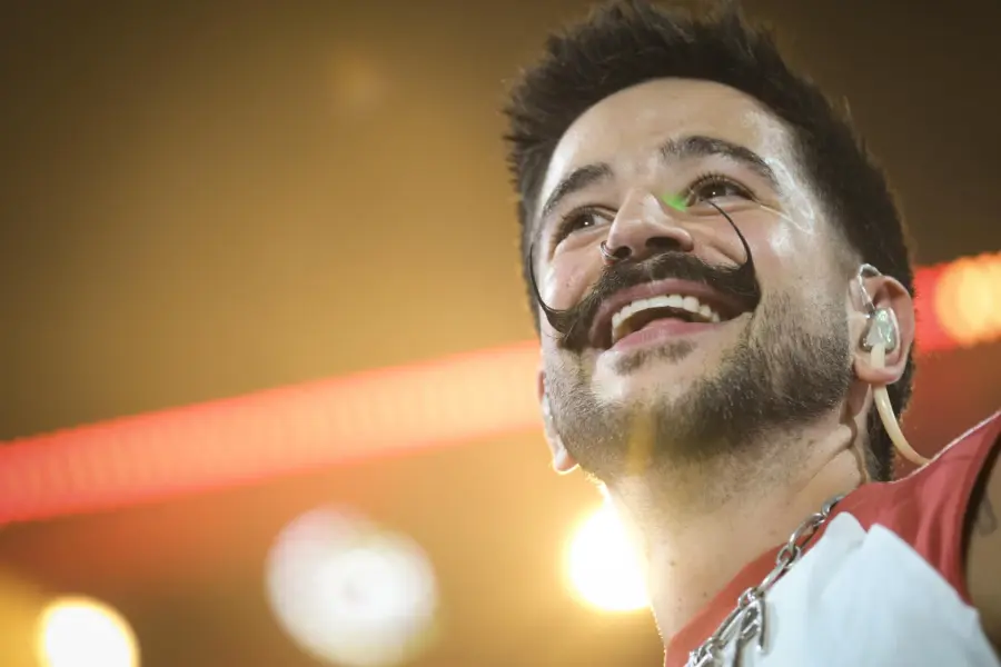 El cantante colombiano Camilo, durante el concierto en Tenerife que abrió su nueva gira.