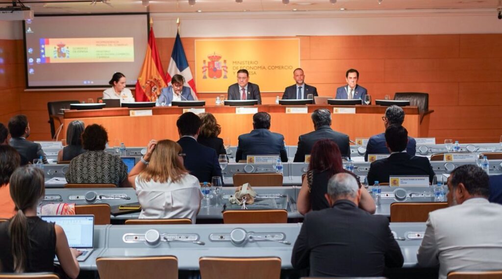 Yayo Sanz Lovatón busca inversionistas con empresas de semiconductores españolas