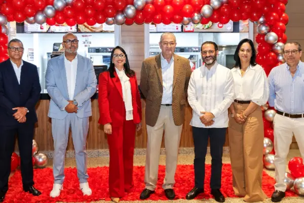 Ejecutivos de la empresa durante el encuentro.