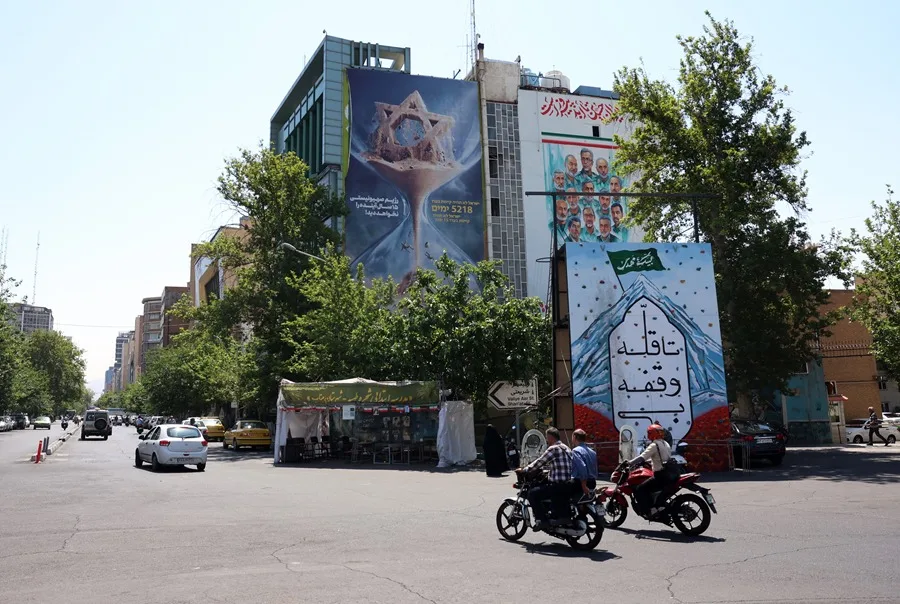 Irán apela a su «derecho a defenderse» y ataca bases de EE.UU. en Oriente Medio
